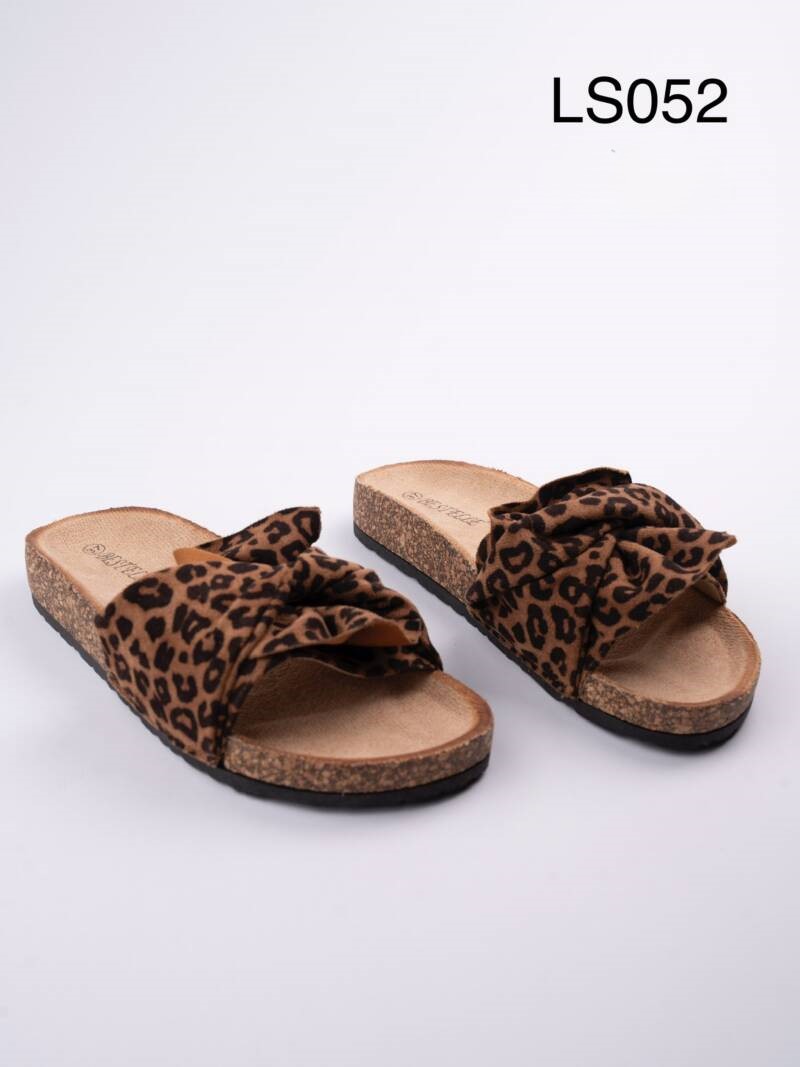 Klapki damskie Roz 36-41 / 12 par